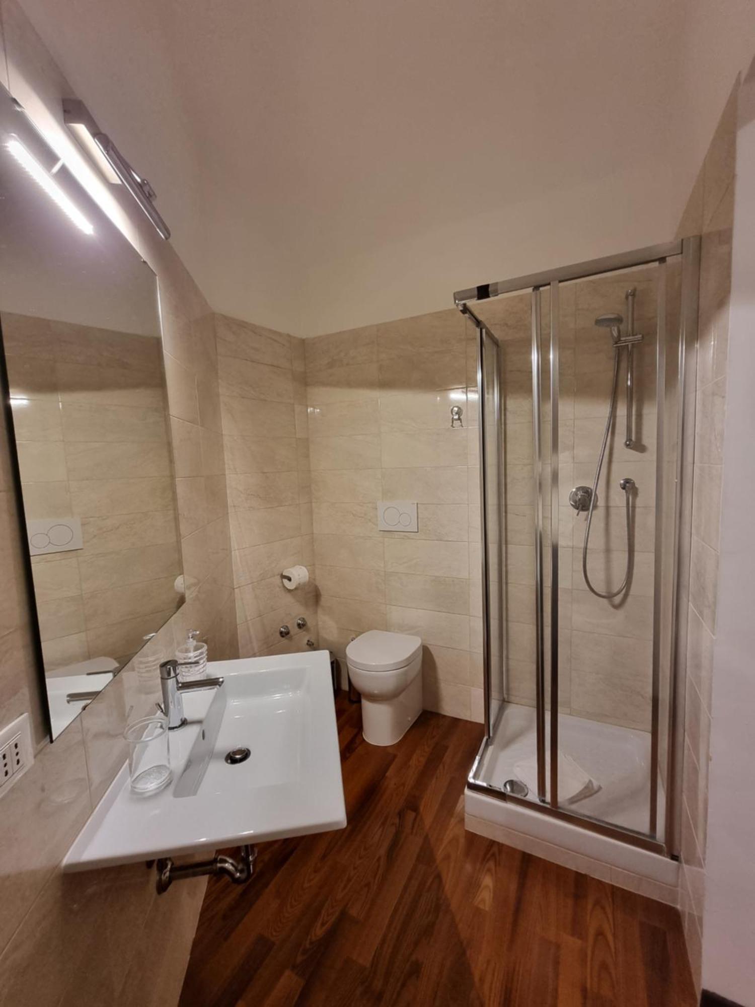 Luxury 2 Bedroom Apartment In The Heart Of Roma Esterno foto